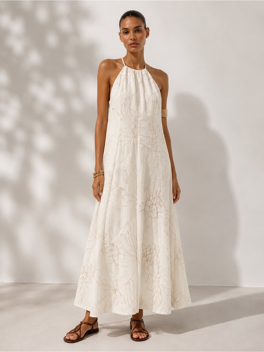 ZARA Halterneck dress with golden floral embroidery, with linen.